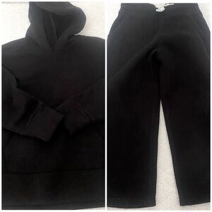 Old Navy Kids Pullover Hoodie and Joggers with Pockets and Drawstring Black S6/7